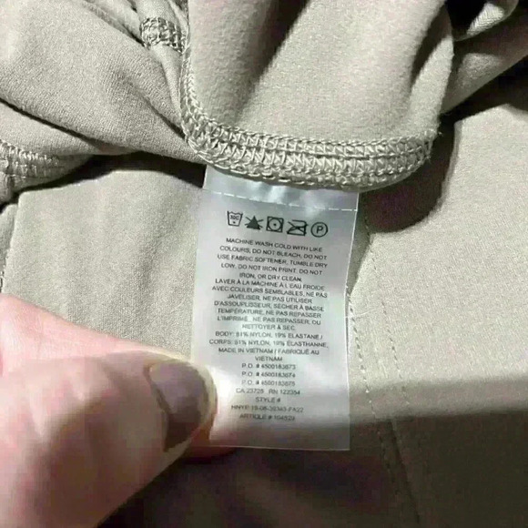 Aritzia TnAction TnaBUTTER Atmosphere Split Hi-Rise Legging Size 2xs - Note - Picture 8 of 10